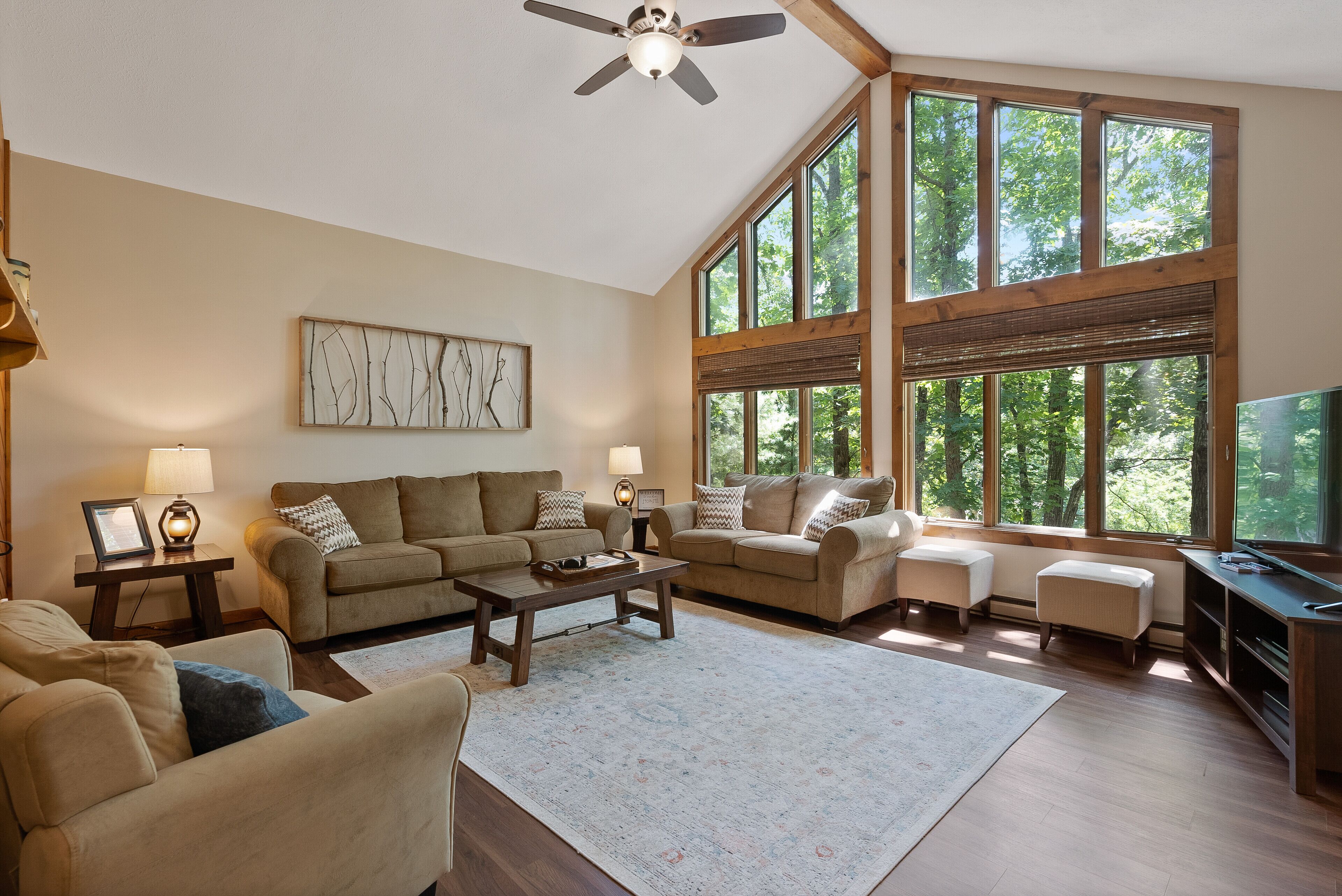 🏔🏠Cozy Massanutten Home w/hot tub & Lv2 EV⛷