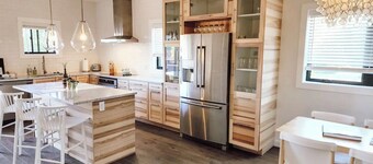 Downtown 2BD 1.5BA Mountain Town Apt