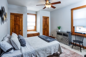 3 chambres, fer et planche à repasser, Wi-Fi gratuit, draps fournis