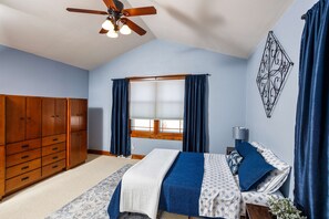 3 Schlafzimmer, Bügeleisen/Bügelbrett, kostenloses WLAN, Bettwäsche