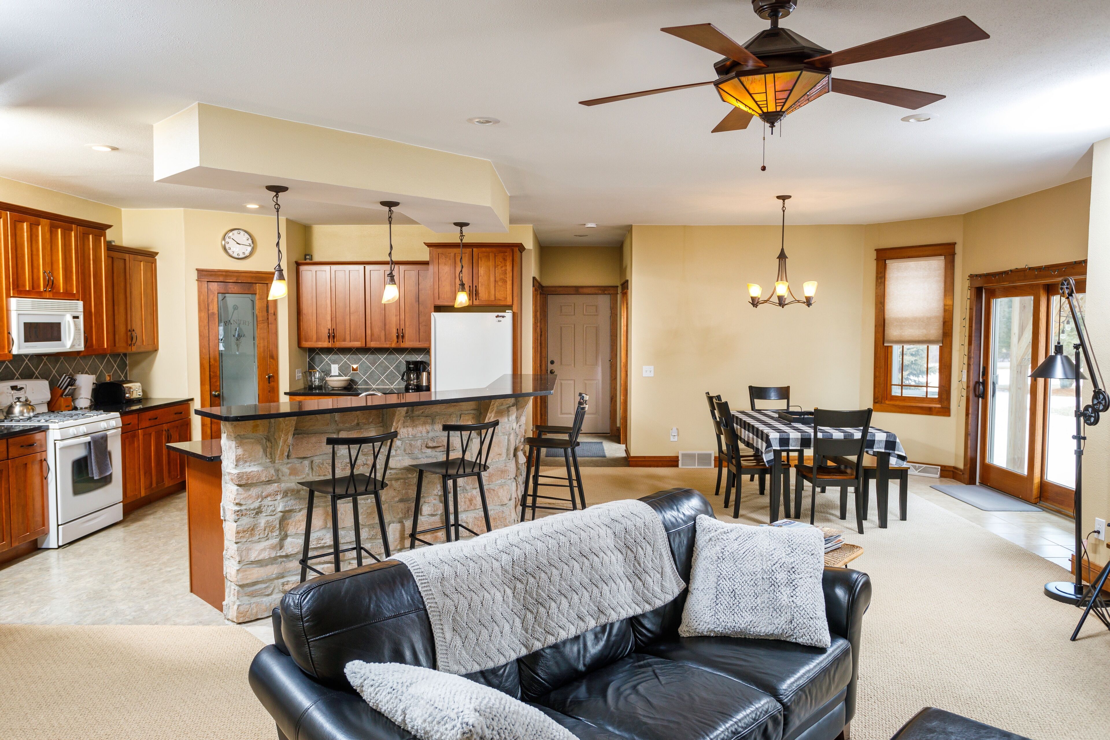 Dog-Friendly! Home Away from Home