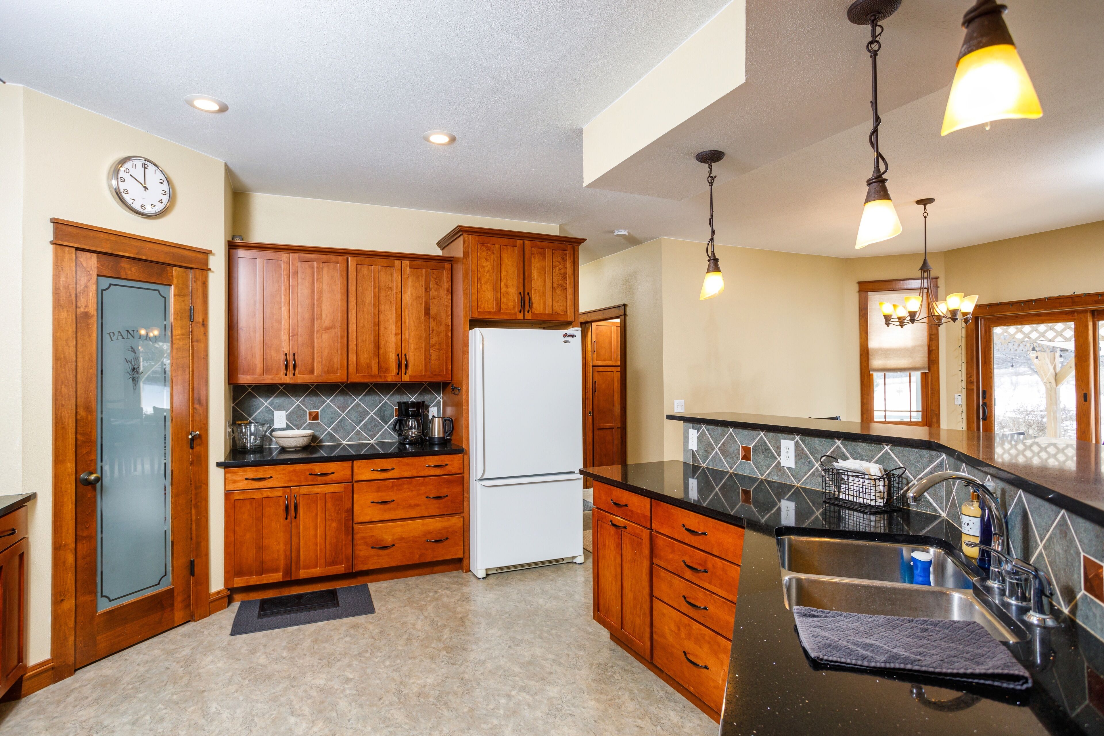 微波炉、烤箱、炉灶、洗碗机