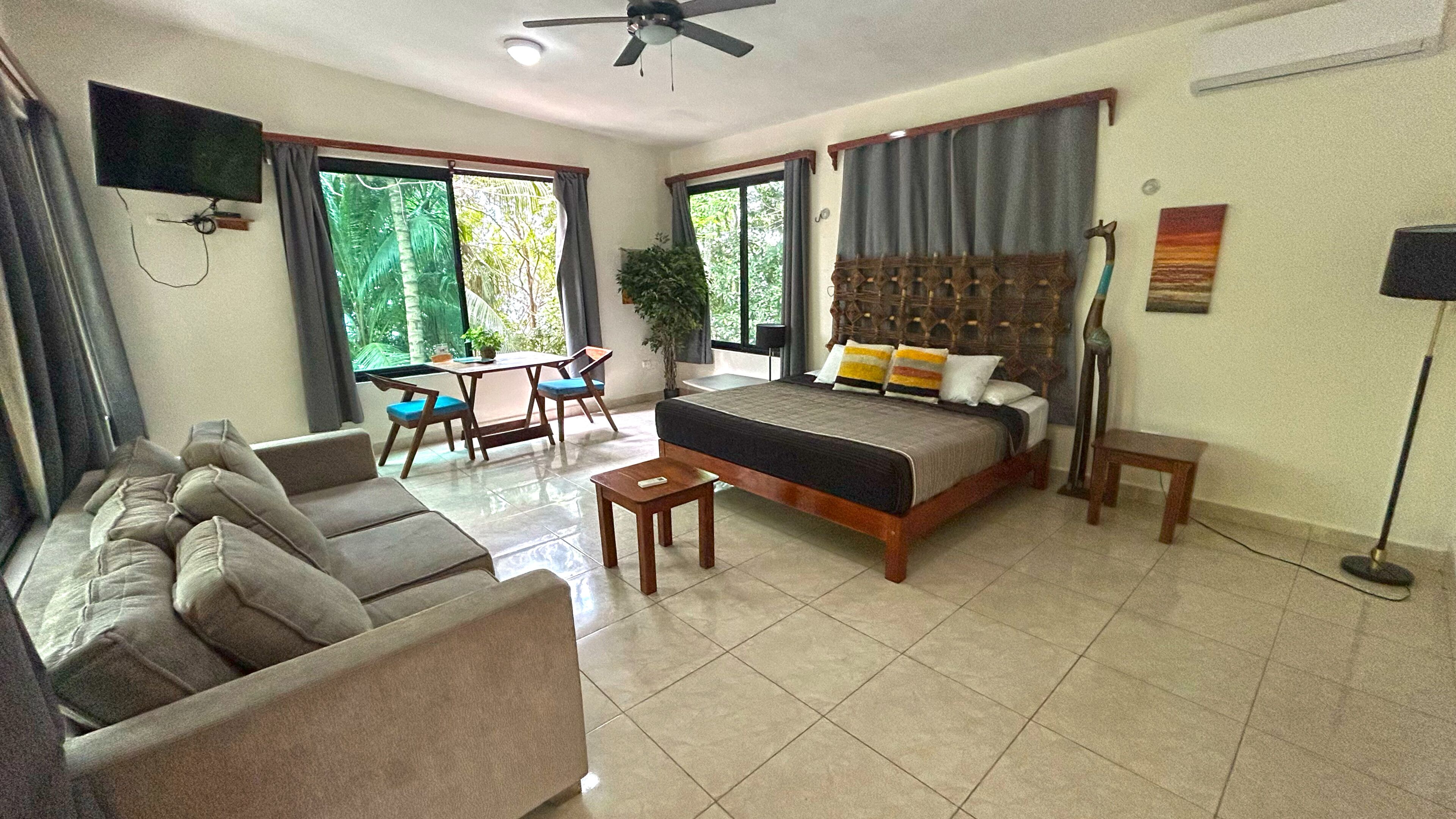 Panoramic Studio Suite | Down comforters, minibar, free WiFi, bed sheets