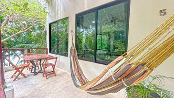 Panoramic Studio Suite | Gebar bulu kapas, bar mini, Wi-fi percuma, cadar katil