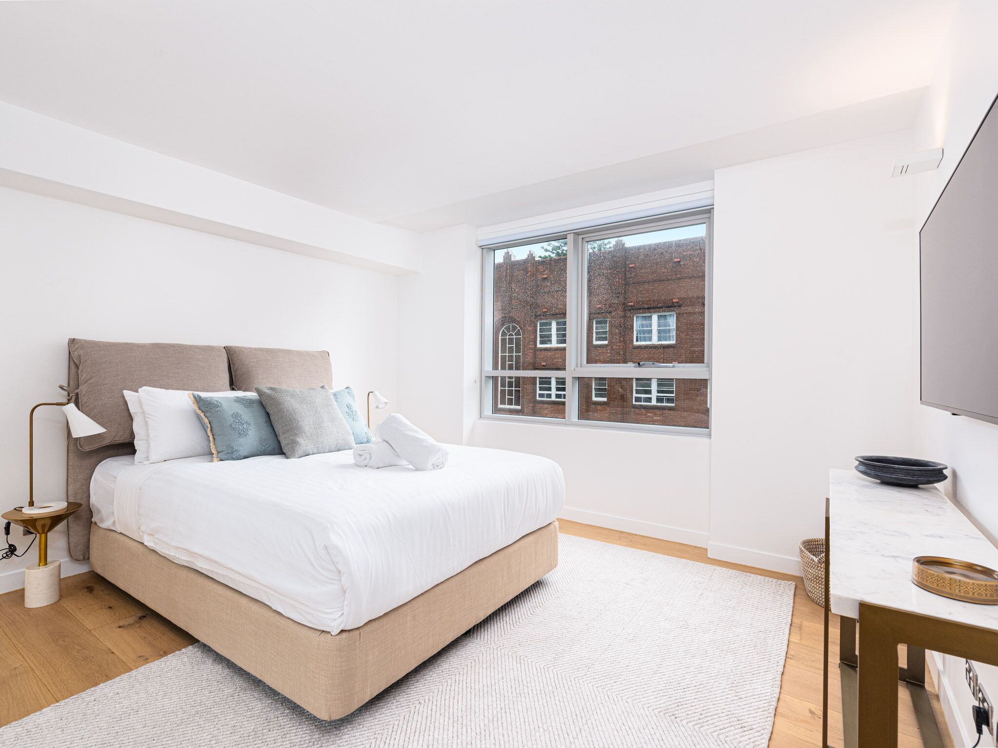 Coastal Living on Bondi Beach — image 12