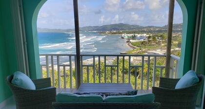 Relaxing Ocean View at Family-Friendly Condo with Pool