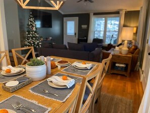 Smart TV - Unforgettable Hot Springs Retreat Near Max Patch (Hot Springs)