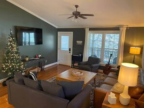 تلفزيون ذكي