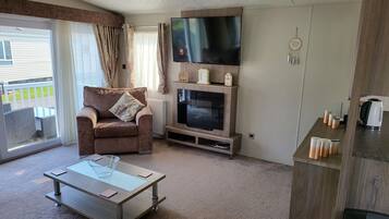 Télévision, cheminée