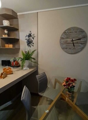 Dining - Lovely location with free parking on the premises. (Puerto Varas)