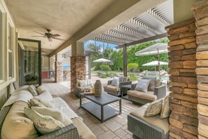Terrace/patio - Walk 2 festivals Pool Spa Estate Sized Yard (Indio)