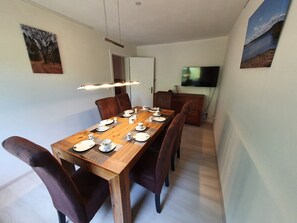 Dining - The little paradise "Fewo-Inge" - space for up to 6 people, ideal for families (Felde)
