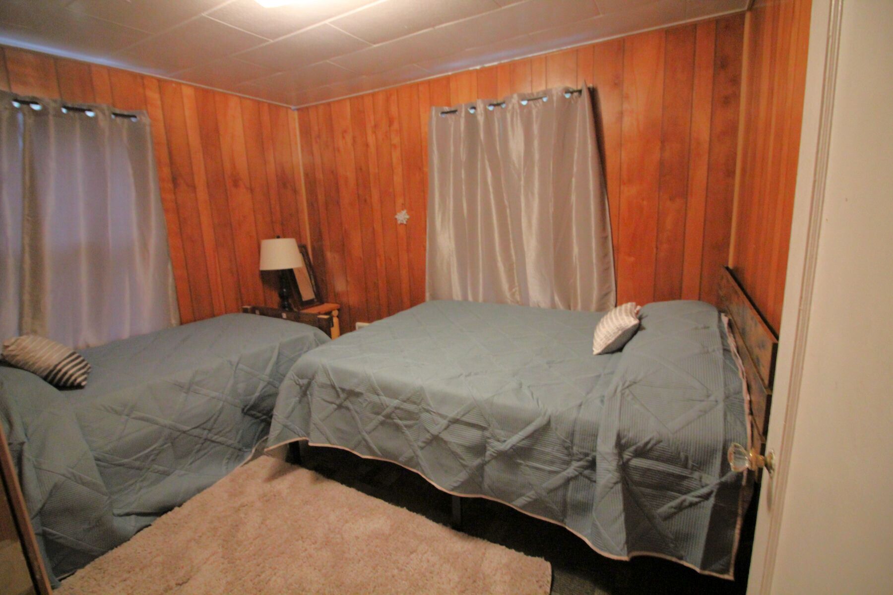2 bedrooms, desk, free WiFi, bed sheets
