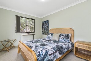 2 soverom, strykejern/-brett og wi-fi (inkludert)