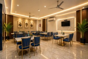 Business centre - Hotel Peridot Deluxe Delhi Airport (New Delhi)