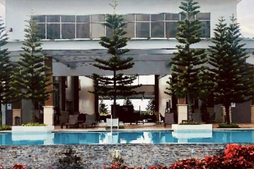 Tagaytay Garden View Suites