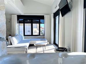 Living area - Kali Thea Suites (Sithonia)