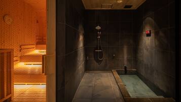 Body treatments, facials, reflexology, 2 treatment rooms, massages