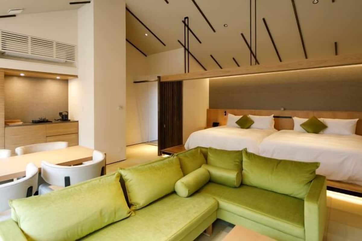 Individually furnished, free WiFi, bed sheets
