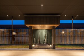 Fachada da propriedade