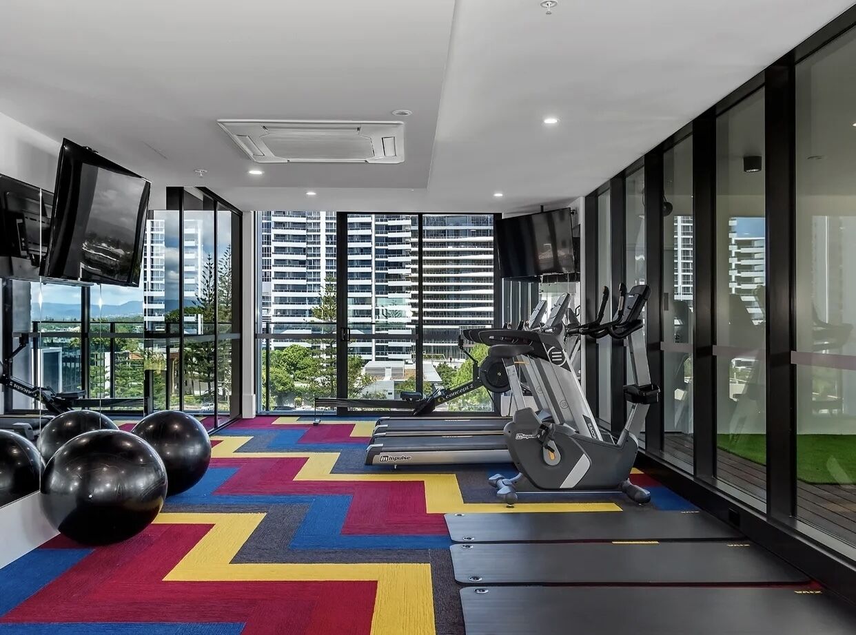KoKo Luxary apartment in Broadbeach — image 16