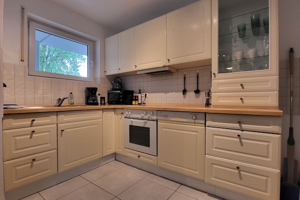 Frigorífic, microones, forn i placa de cuina