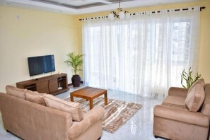 Living area - Stay.Plus Nyali Seaview Apartment (Mombasa)
