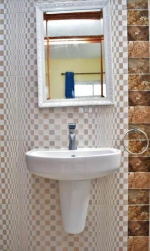 Apartment, 3 Bedrooms | Bathroom - Stay.Plus Nyali Seaview Apartment (Mombasa)