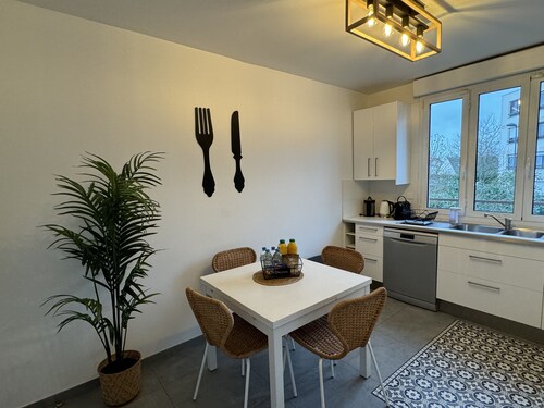 Pleasant townhouse between Paris and Disneyland park