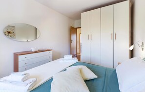2 chambres, accĂšs au Wi-Fi (inclus), literie fournie