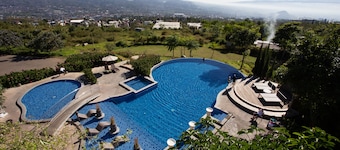 Amartahills Hotel & Resort