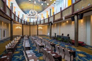 Ballroom - Amartahills Hotel & Resort (Batu)