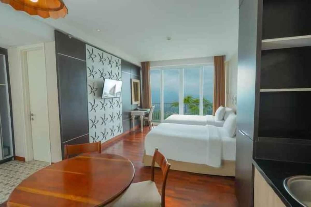 In-room safe, desk, laptop workspace, blackout drapes