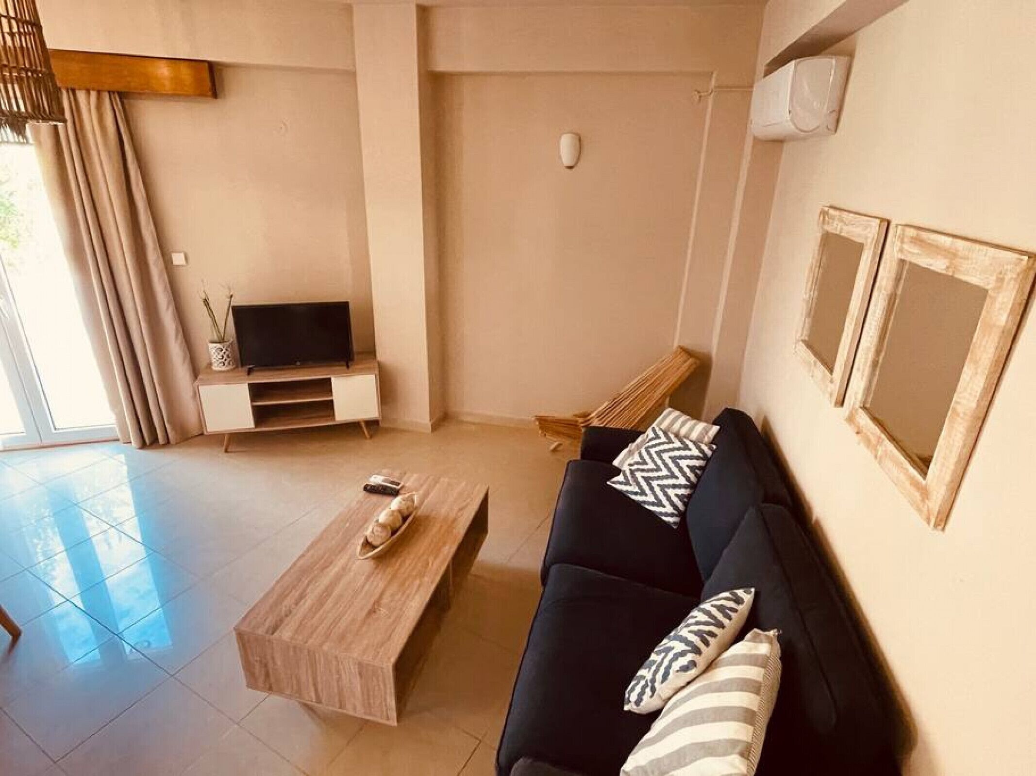 Oriental Star Villa - 20meters To Beach. Sleeps 8. - Crete