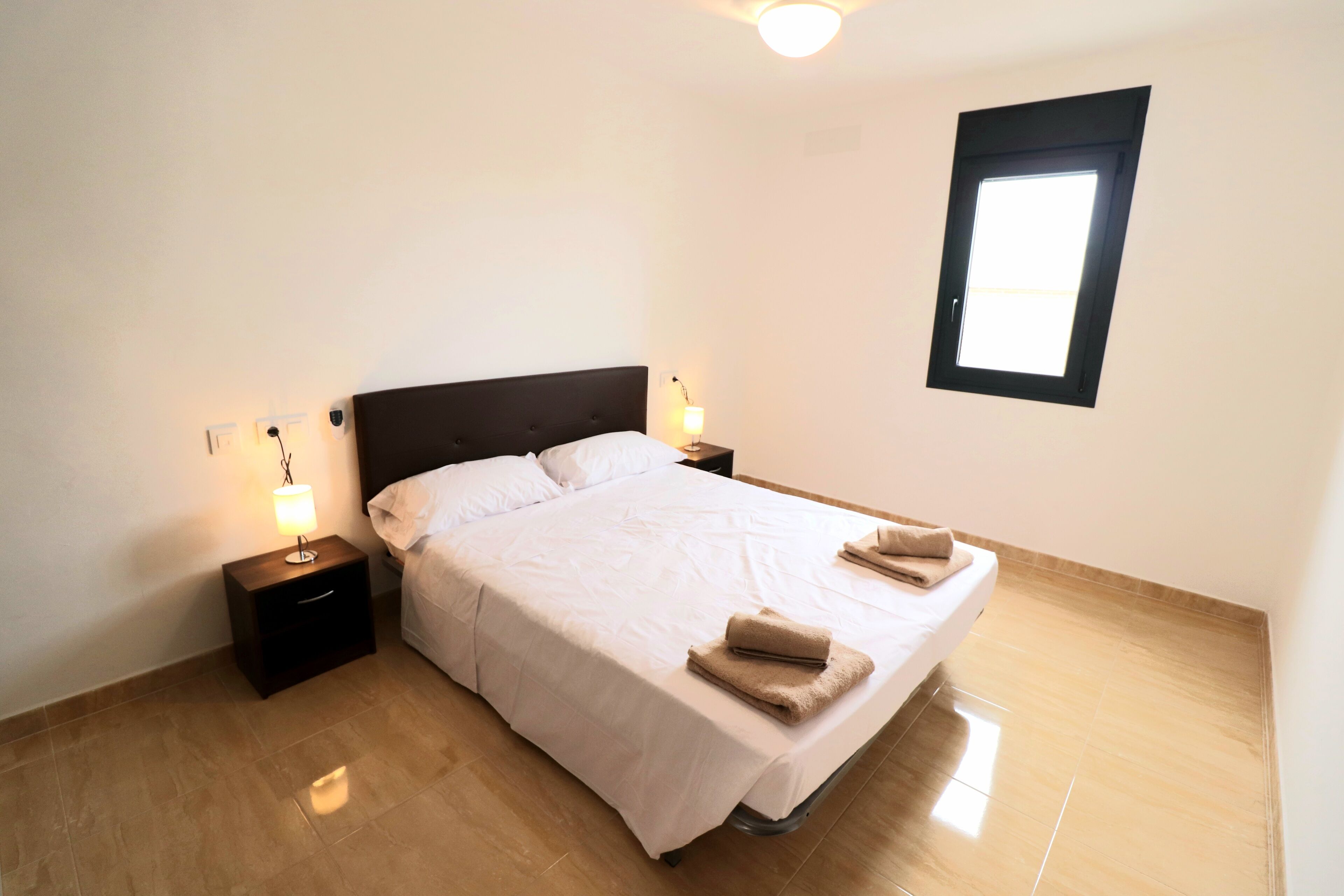 4 chambres, Wi-Fi gratuit, draps fournis