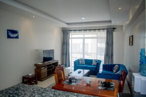 TV - Stay.Plus Kilimani Fancy Apartment (Nairobi)