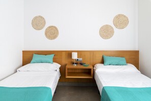 3 bedrooms, iron/ironing board, free WiFi, bed sheets - BRAVOSOL BAJO B VYB 40m from the beach (Denia)