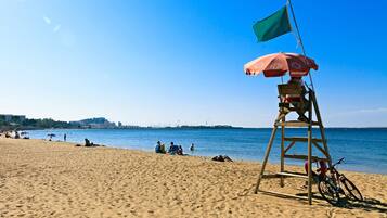 Vlak bij het strand