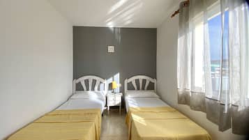 1 bedroom, iron/ironing board, bed sheets