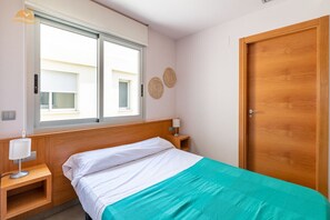 3 bedrooms, iron/ironing board, free WiFi, bed sheets - BRAVOSOL 3200C RT-030 (Denia)