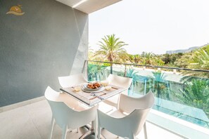 Outdoor dining - BRAVOSOL 3200C RT-030 (Denia)