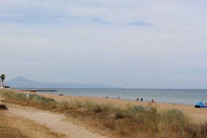 On the beach - CALETA VYB LM73 (Denia)