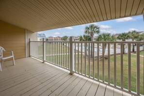 Terrace/patio - 4C, Meet Me at The Gulf (Miramar Beach)