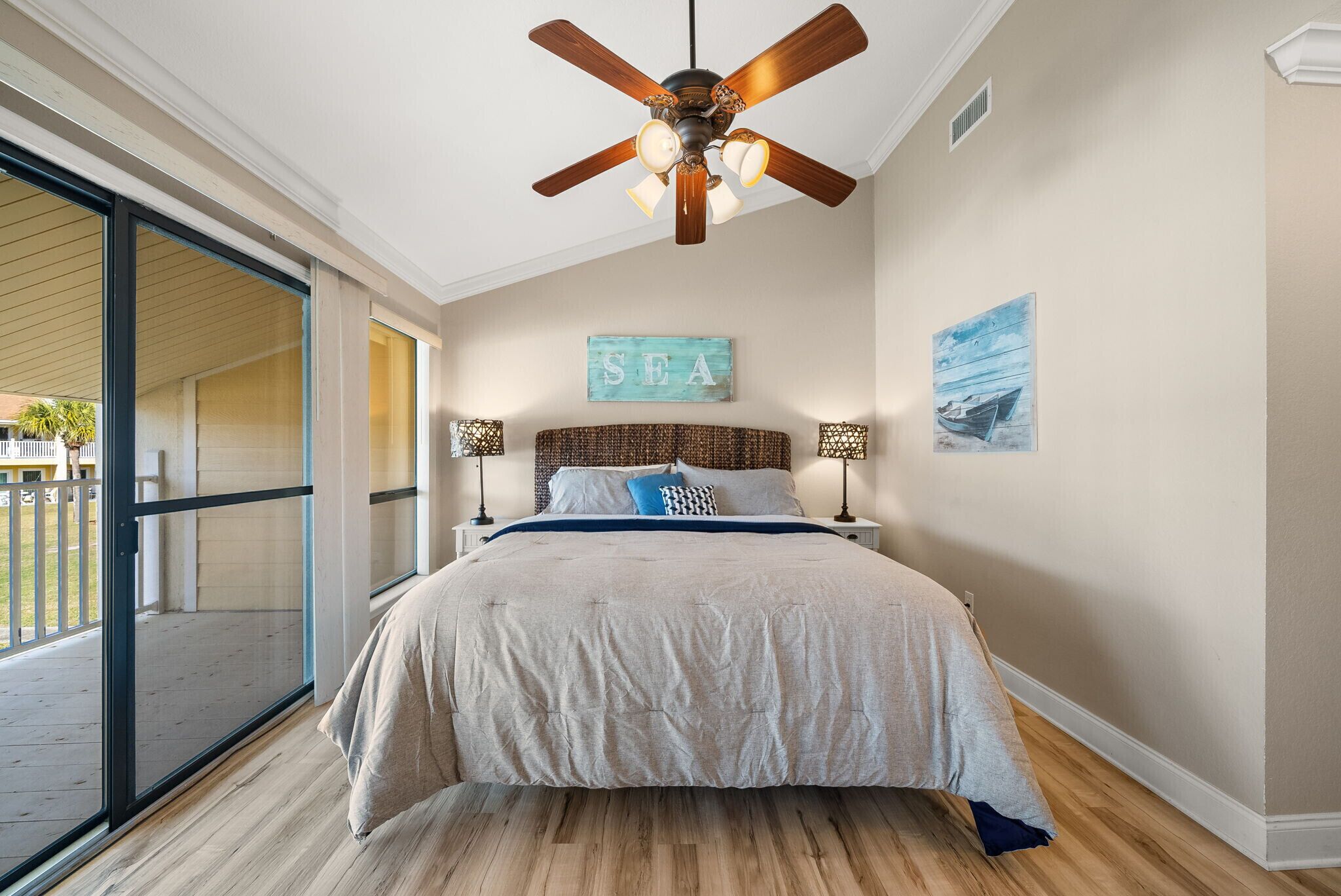 1 chambre, fer et planche à repasser, Wi-Fi gratuit