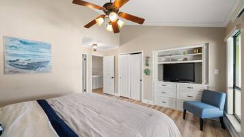 1 bedroom, iron/ironing board, free WiFi, bed sheets