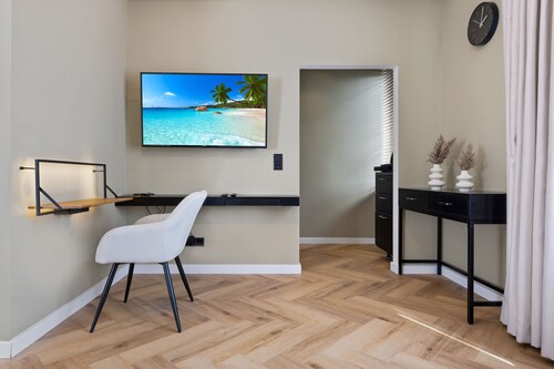 Super central premium apartment "The Rise" HBF/Messe/Bürgerweide/CityGate