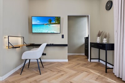 Super central premium apartment "The Rise" HBF/Messe/Bürgerweide/CityGate