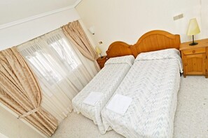 1 bedroom, bed sheets - Retiro III-1D-VYB (Denia)