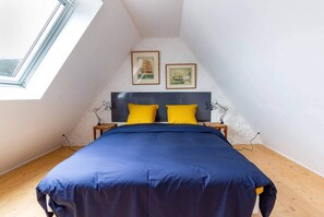 1 bedroom, iron/ironing board