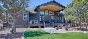 Gorgeous Lazy Bear Inn- Hot Tub